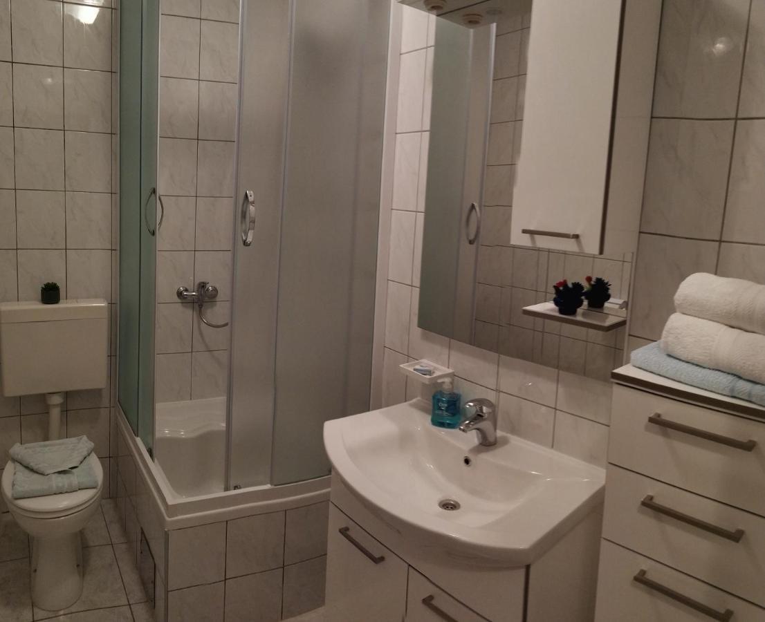 Apartmani Tanja Бол Екстер'єр фото
